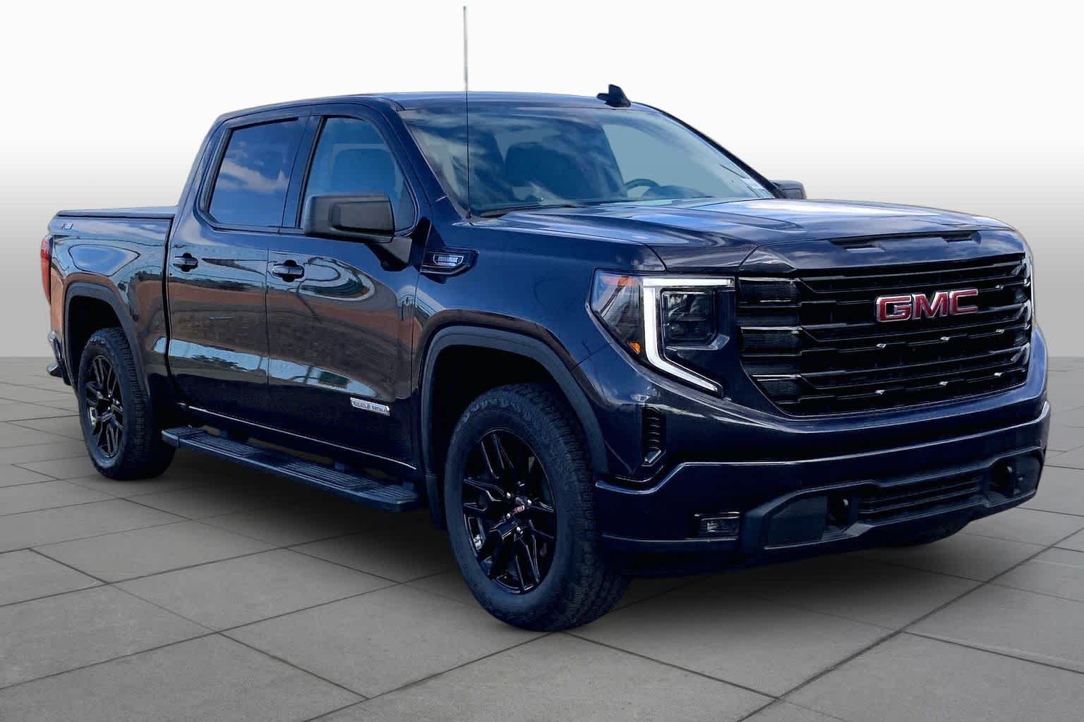 Used 2024 Titanium Rush Metallic GMC Elevation image 3