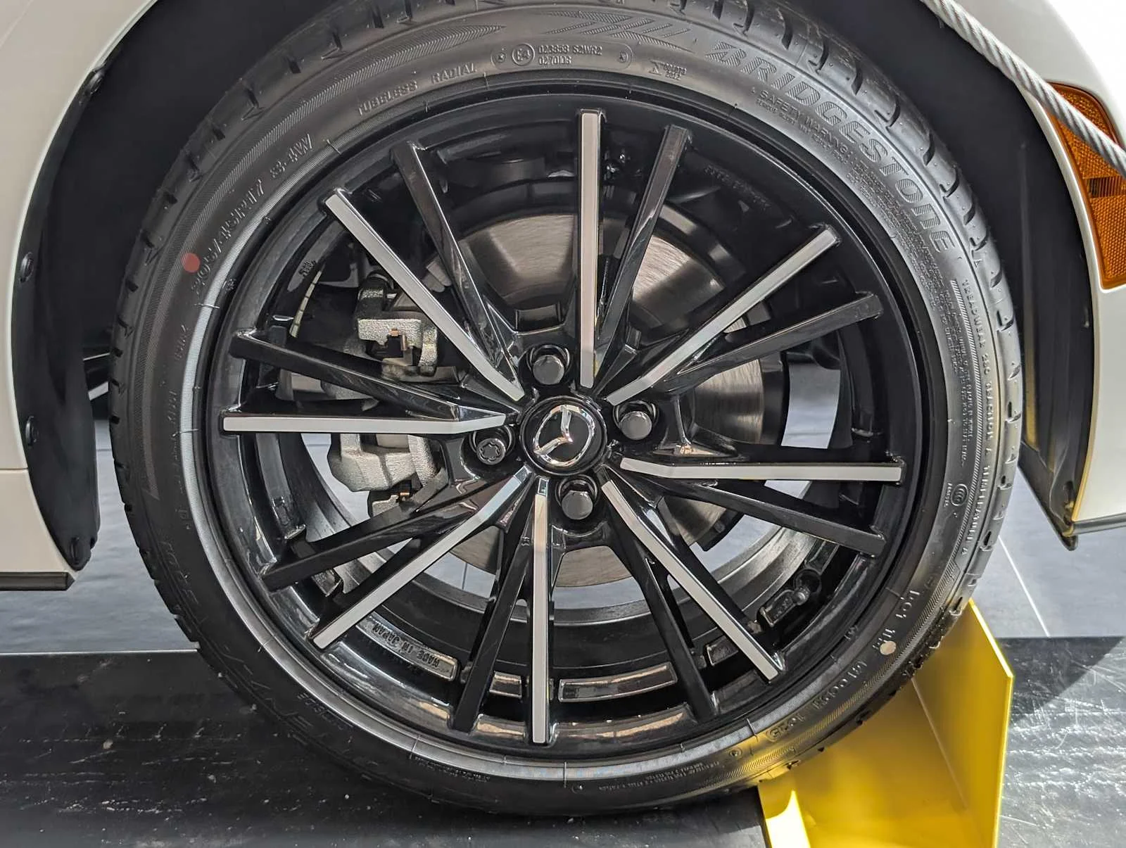 2025 Mazda MX-5 Miata RF Grand Touring - Photo 3