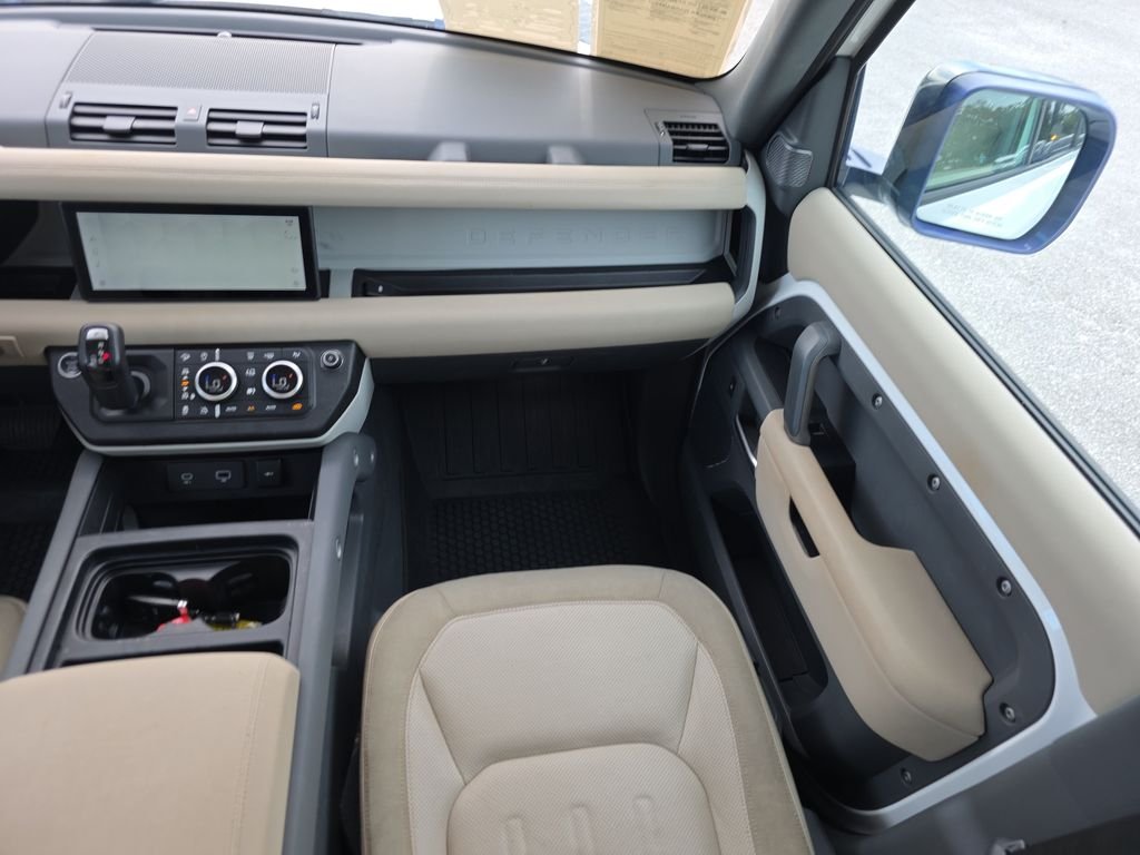 Used 2020 Fuji White Land Rover S image 16