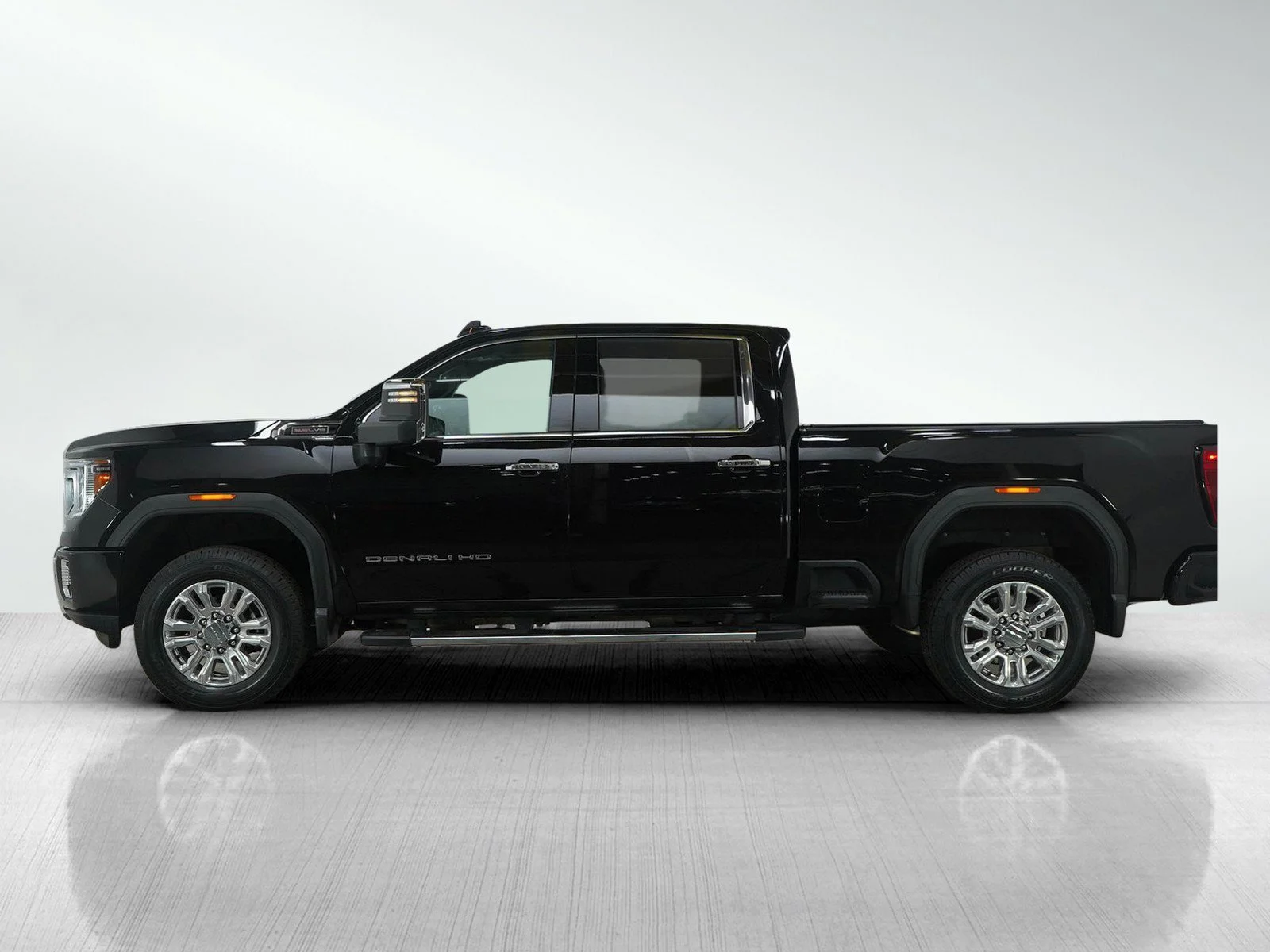 Used 2021 GMC Sierra 2500 Denali HD Denali with VIN 1GT49RE73MF177324 for sale in Roseville, Minnesota
