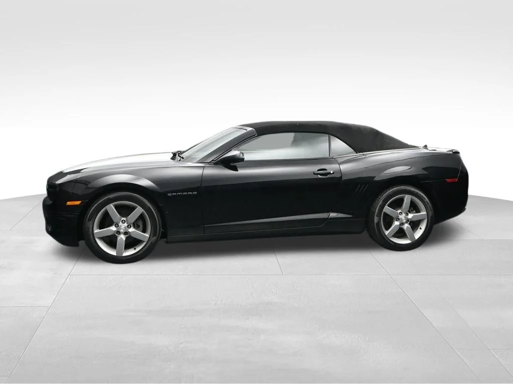 Used 2012 Black Chevrolet 2LT image 5