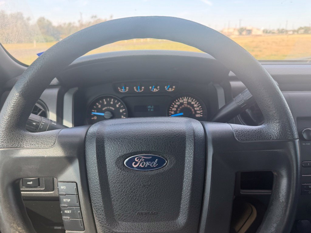 Used 2014 Oxford White Ford XL image 15
