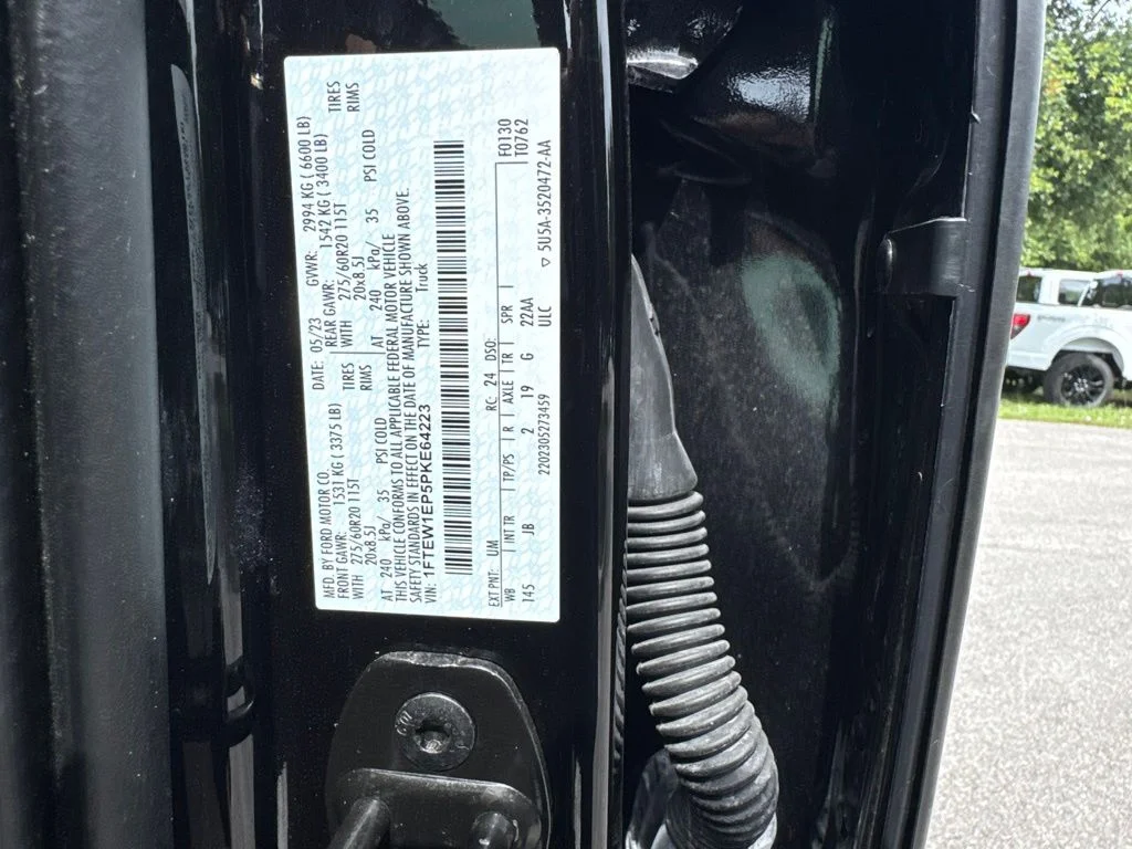 Used 2023 Black Metallic Ford XL image 14