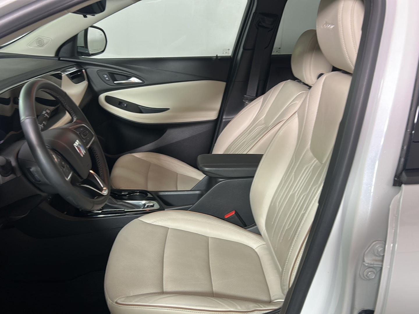 Used 2024 White Frost Tricoat Buick Avenir image 14
