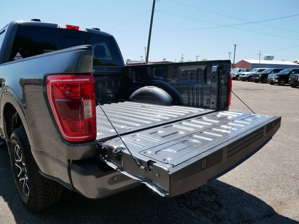 Certified Used 2022 Gray Ford XLT image 10