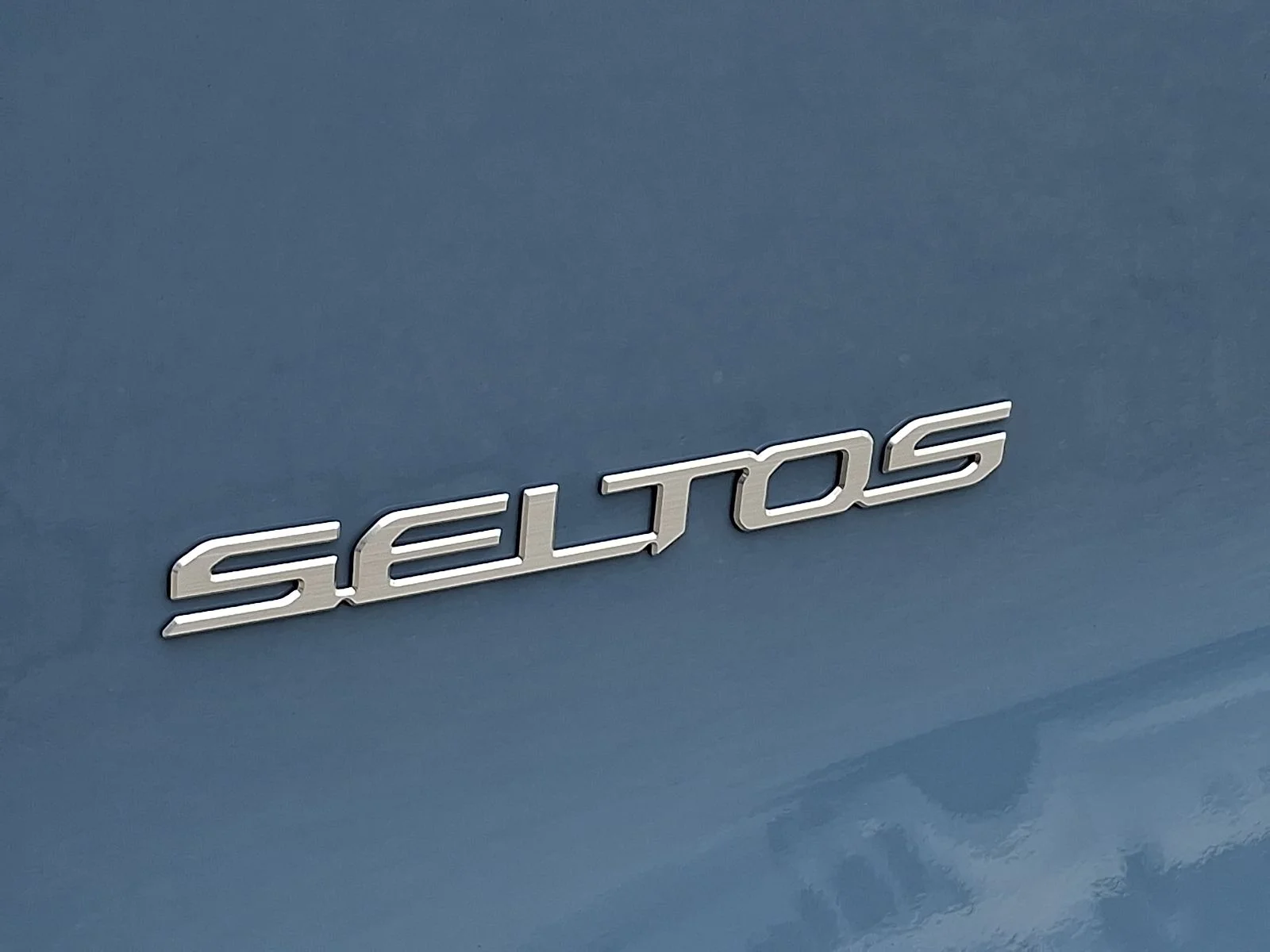 New 2027 Blue Kia S image 21