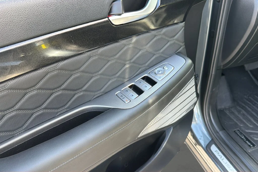Used 2022 Gray Hyundai Calligraphy image 15