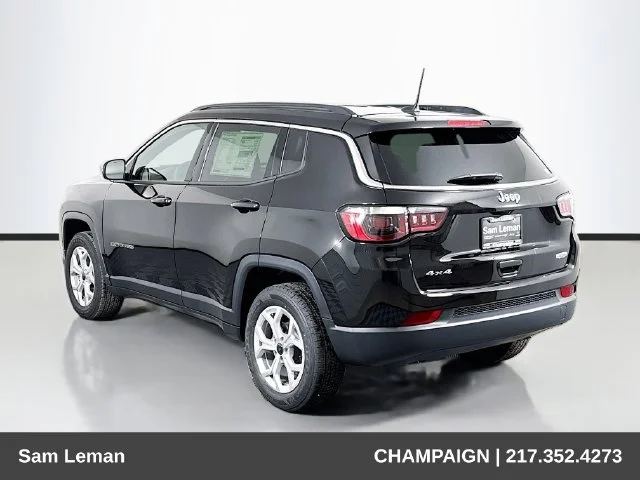 New 2026 Black Jeep Latitude image 5