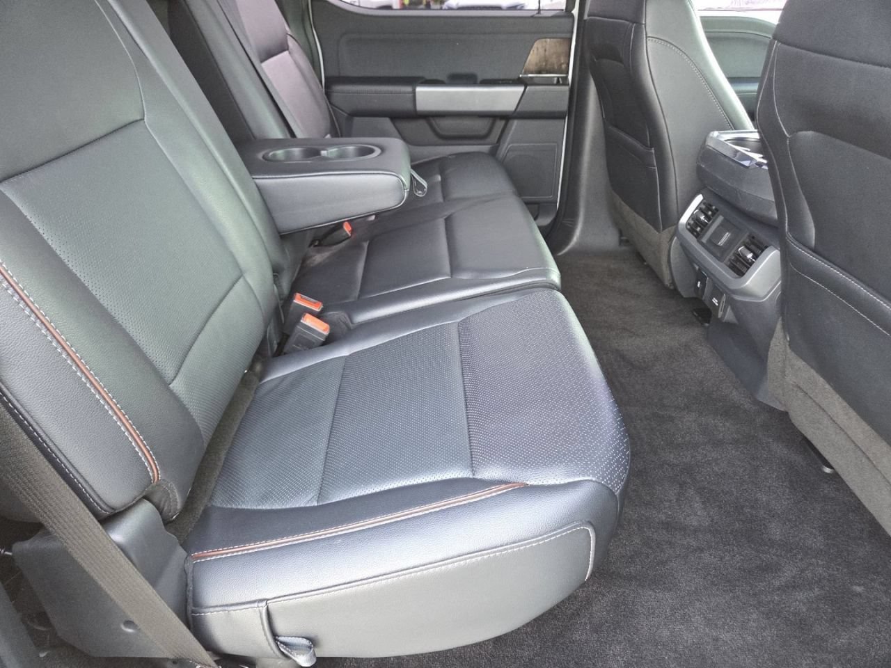 Used 2022 White Ford XL image 25