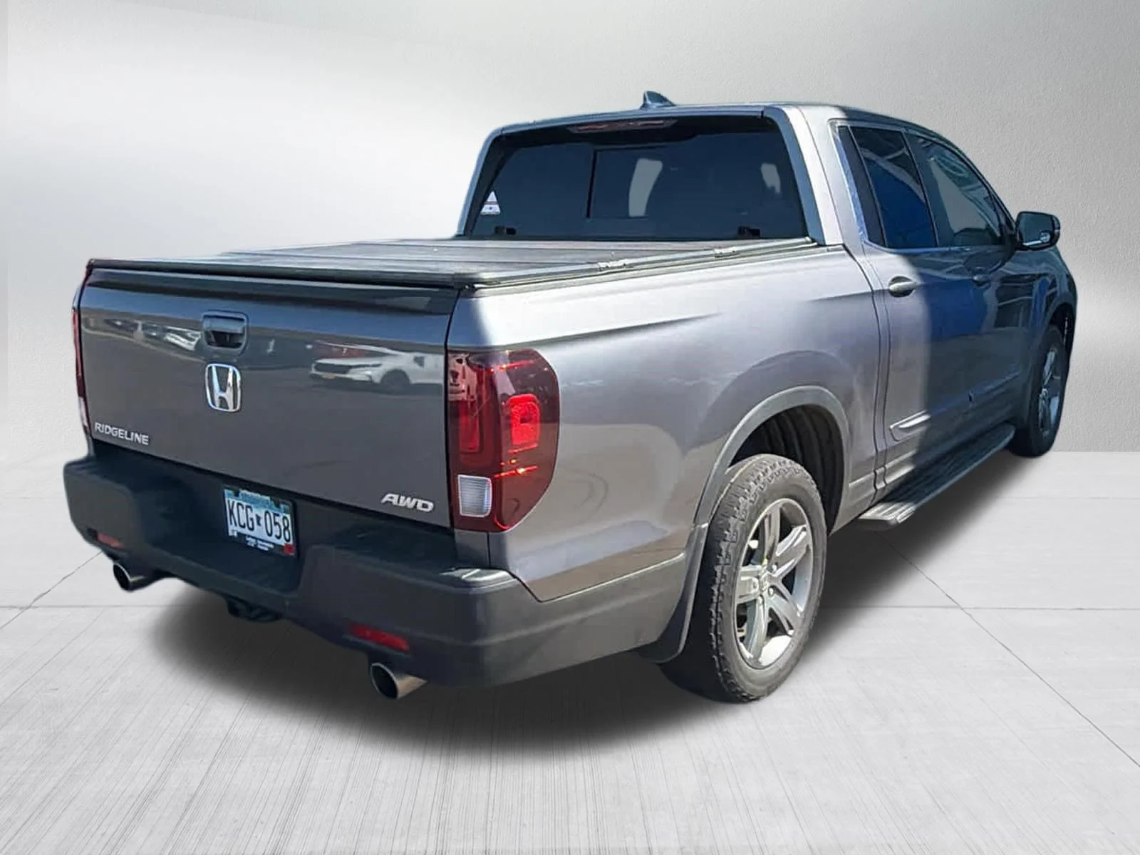 Used 2023 Modern Steel Metallic Honda RTL image 7