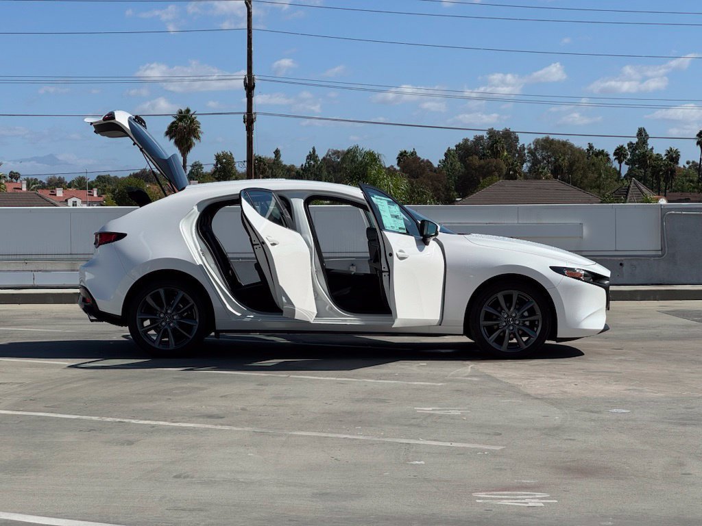 New 2026 Snowflake White Pearl Mazda 2.5 S Preferred image 28