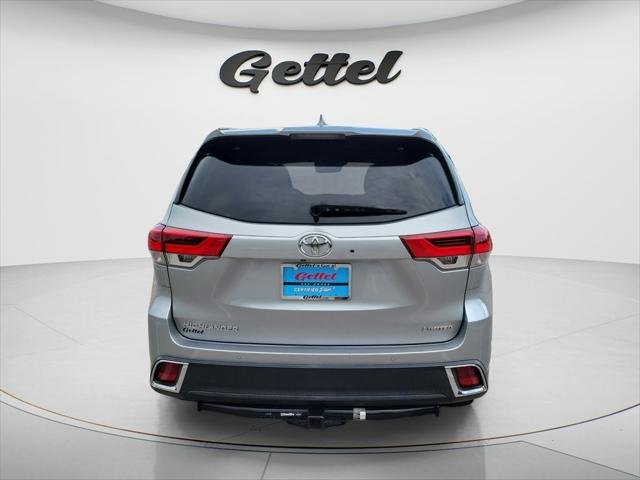 Certified Used 2019 CELESTIAL SILVER METALLIC Toyota  image 6