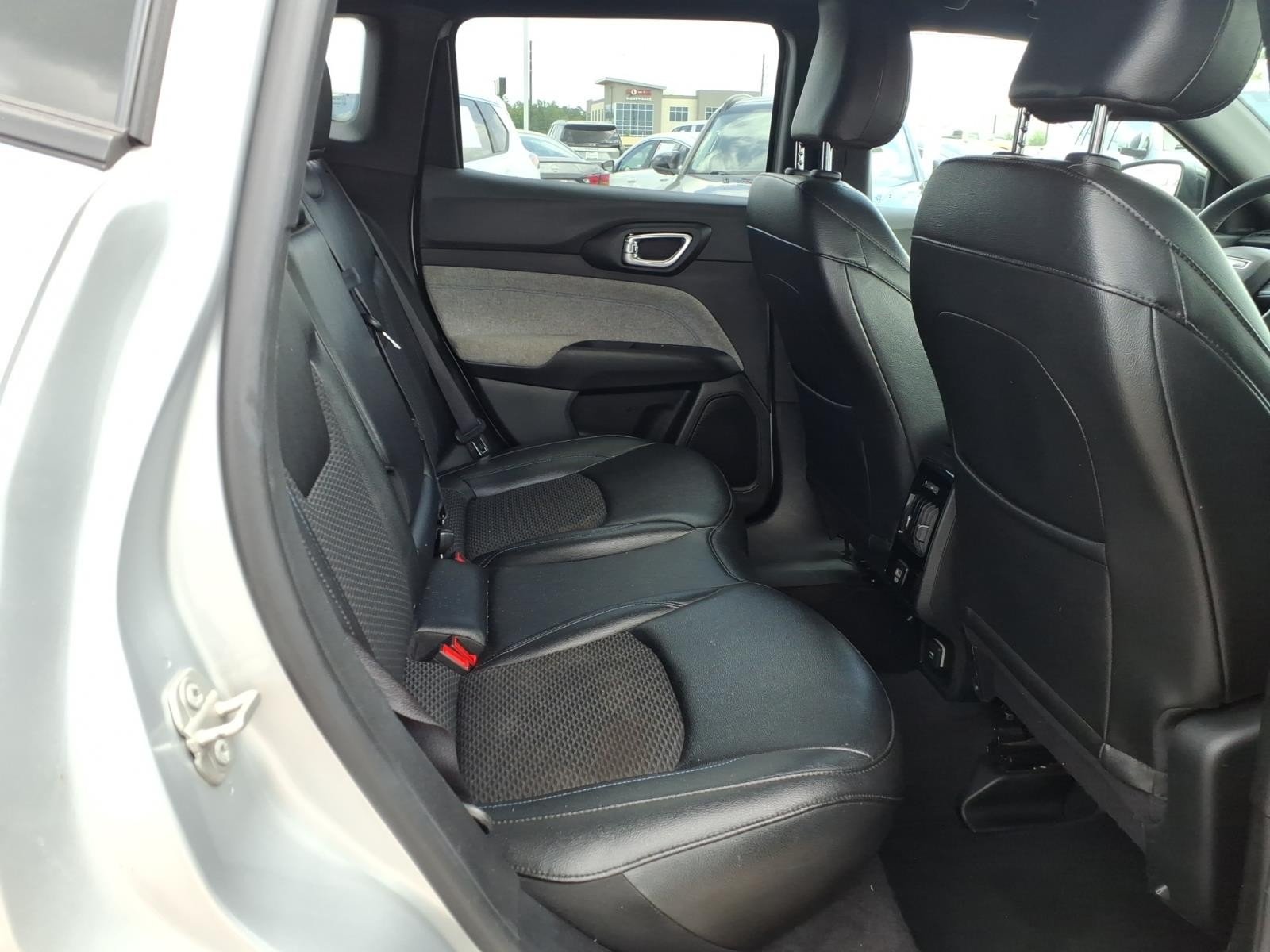 2024 Jeep Compass Latitude Silver at Robbins Nissan