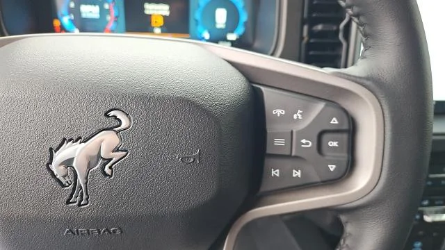 New 2025 Oxford White Ford RTR 4WD image 26