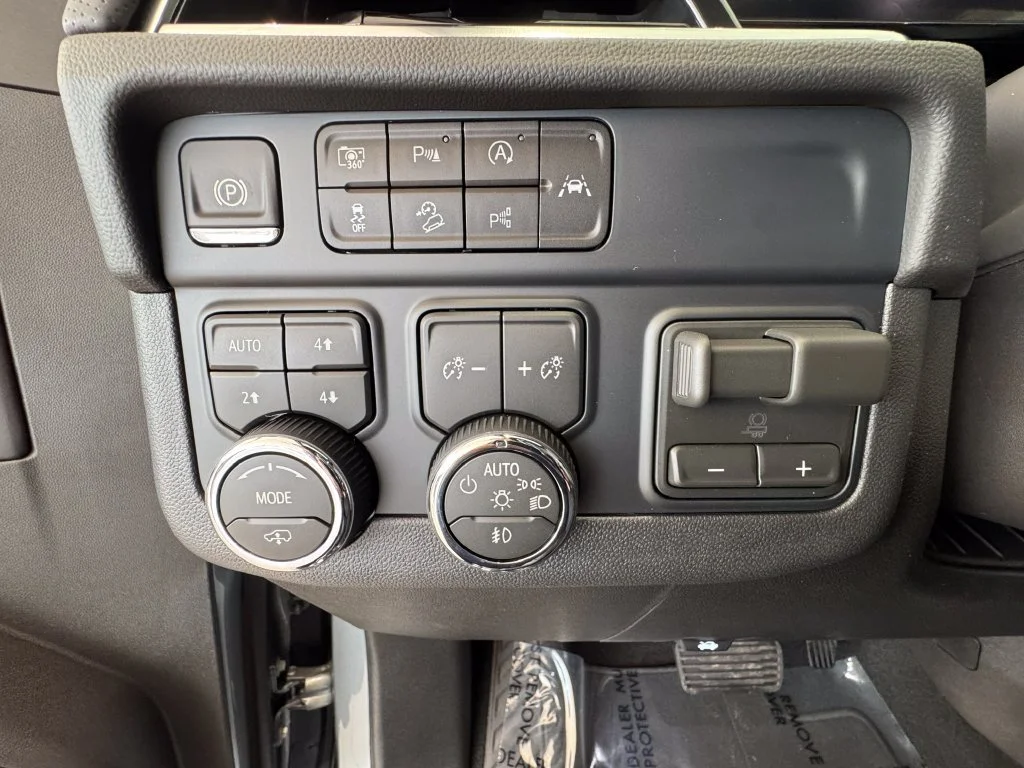 New 2027 Sterling Gray Metallic Chevrolet High Country image 35