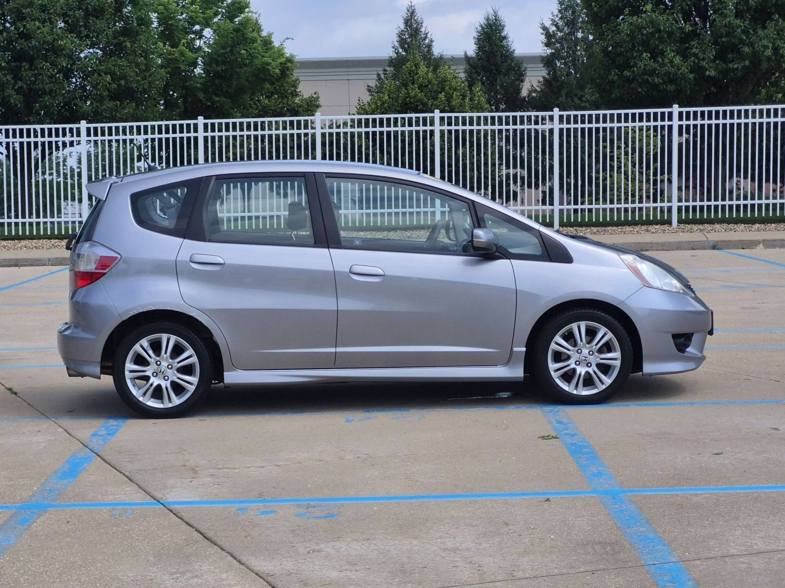 Used 2009 Silver Honda Sport image 5