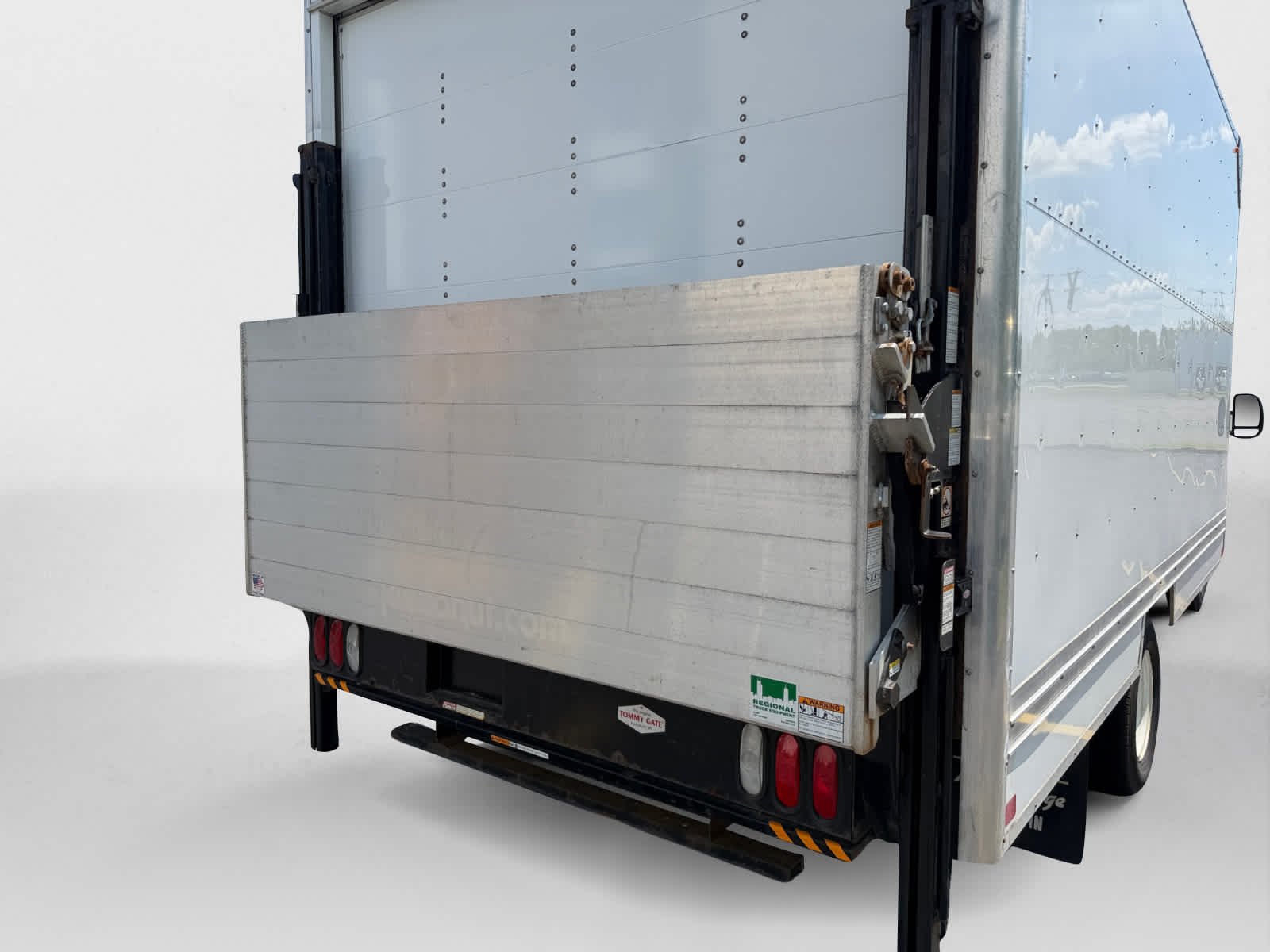 Used 2023 Oxford White Ford  image 18