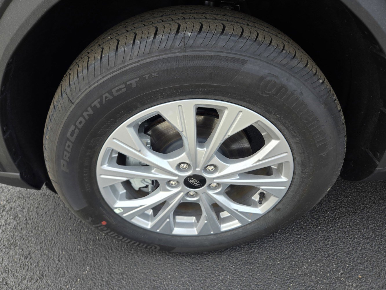 New 2026 Agate Black Metallic Ford Active image 30