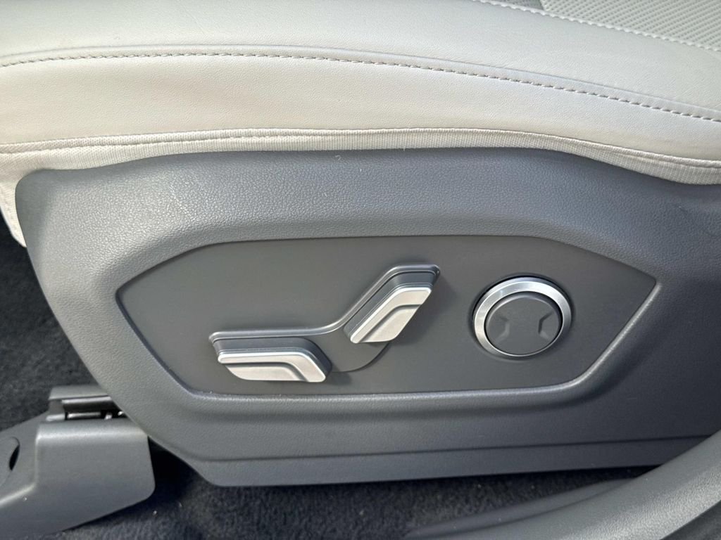 Certified Used 2025 White Hyundai SEL image 19