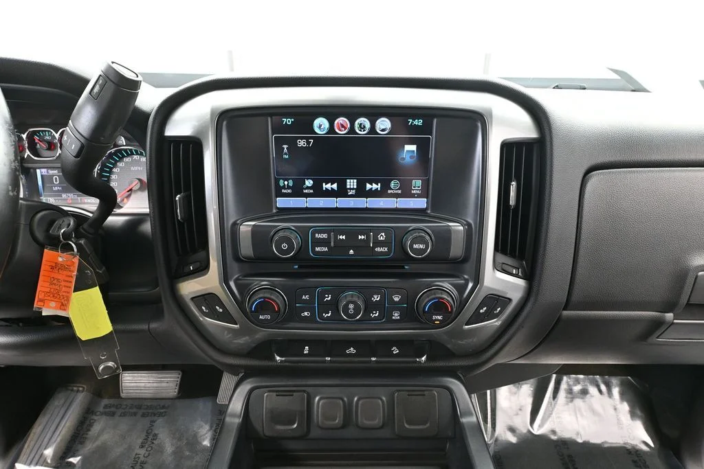 Used 2017 White Chevrolet LT image 36
