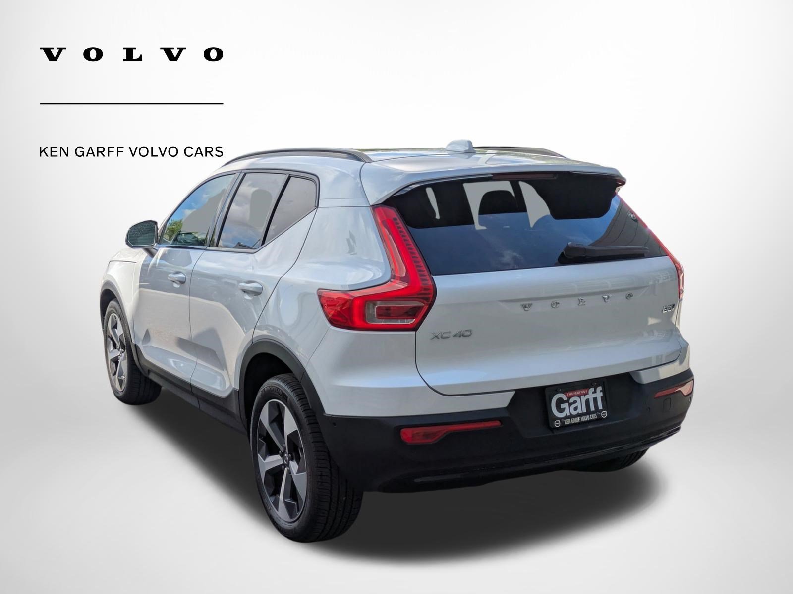 New 2026 Crystal White Volvo Plus image 5
