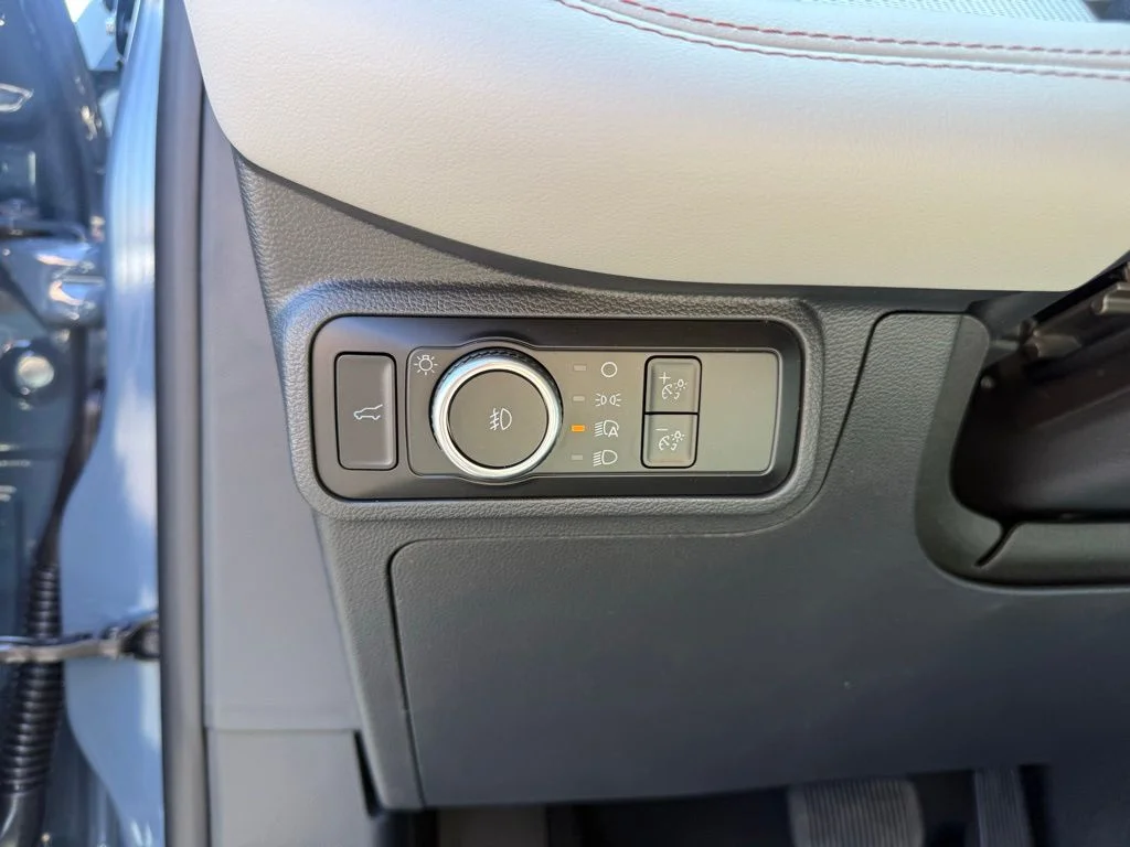 New 2026 Vapor Blue Metallic Ford Active image 15