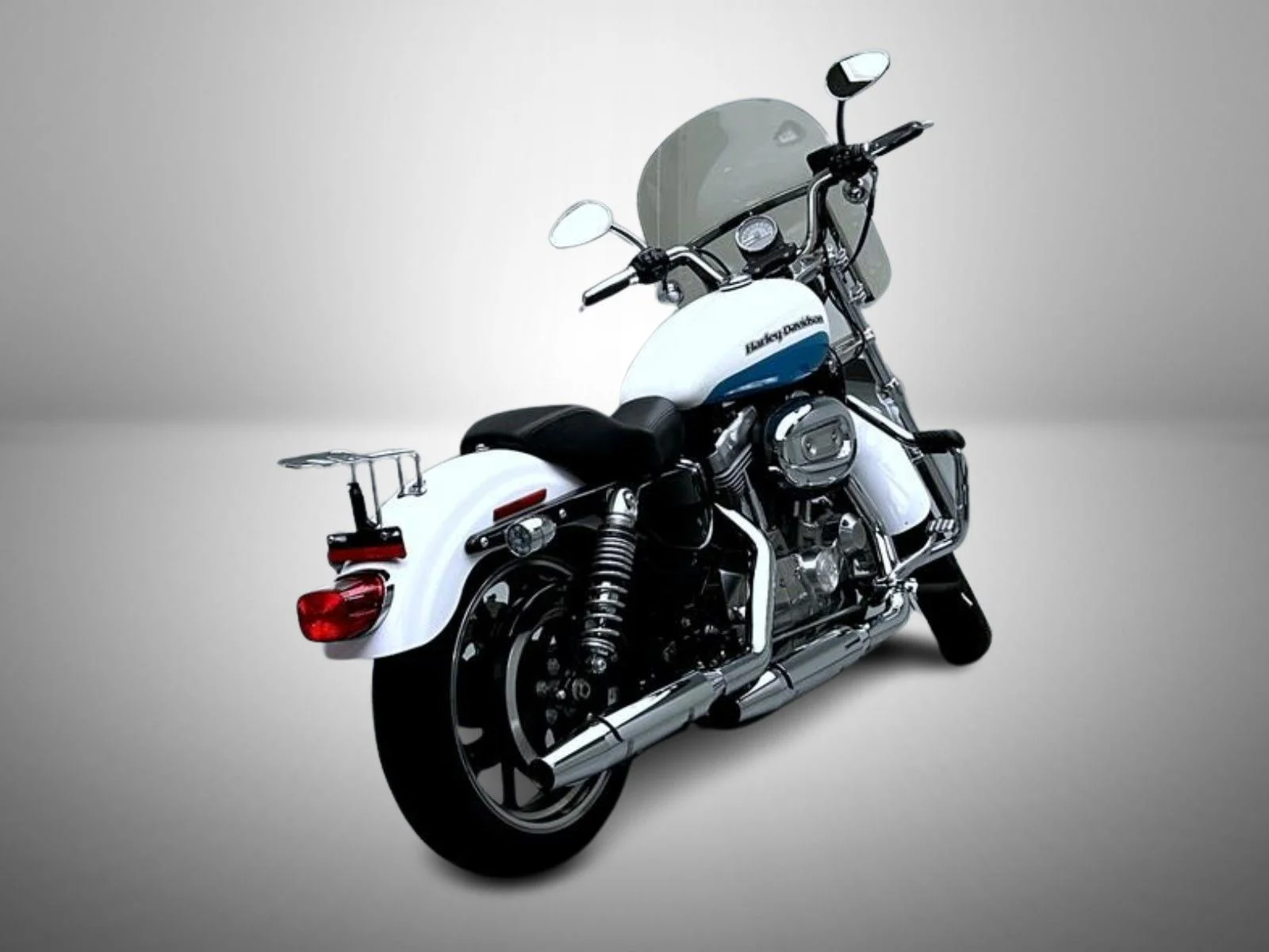 Used 2016 White Harley-Davidson  image 5