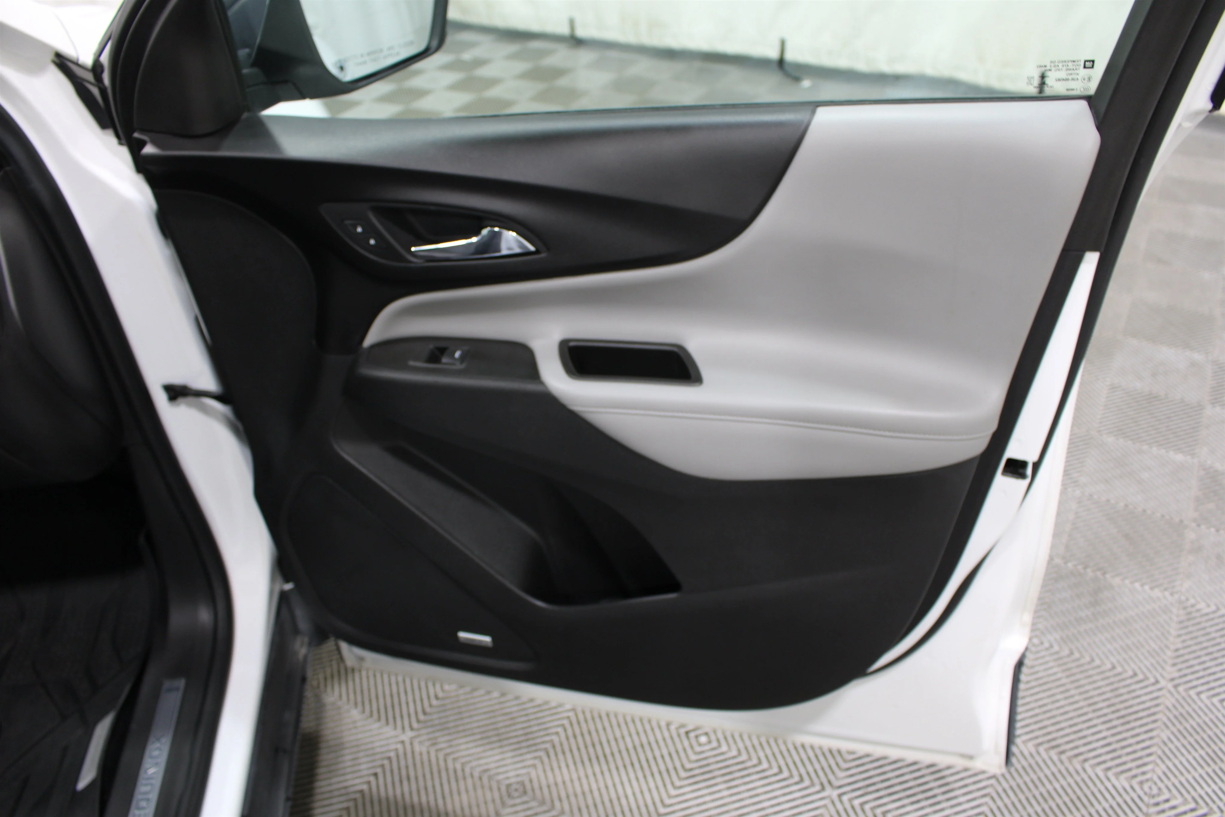 2020 Chevrolet Equinox Premier - Photo 30