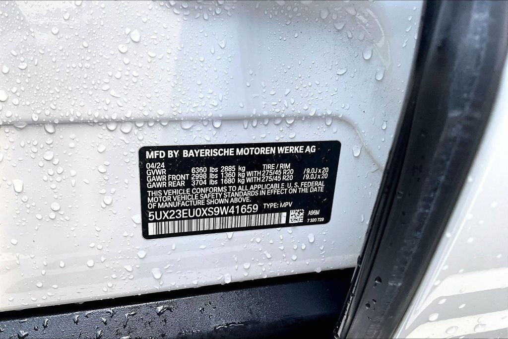 Used 2025 White BMW xDrive40i image 36