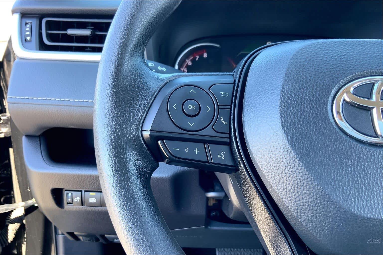 Used 2025 Midnight Black Metallic Toyota XLE image 23