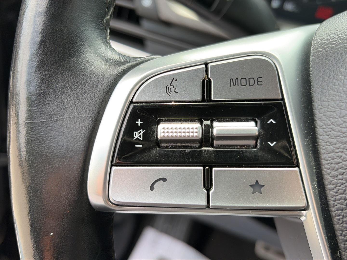 Used 2023 Black Kia SX X-Line image 14