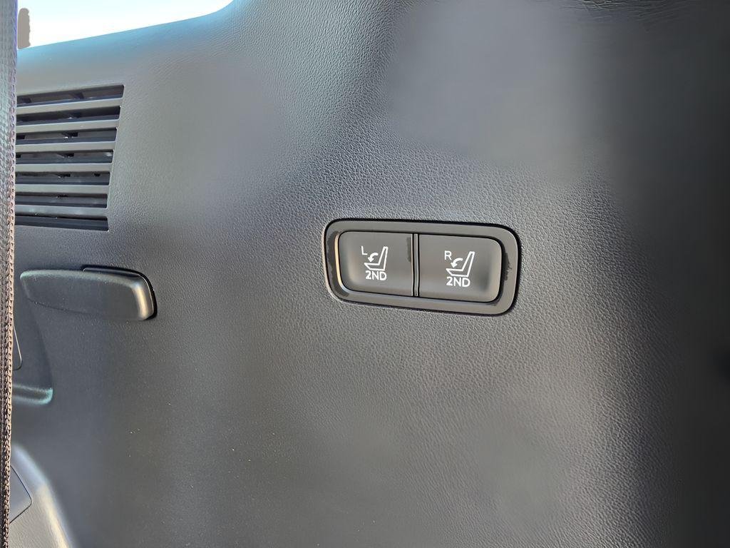 New 2026 Serenity White Pearl Hyundai Calligraphy image 31