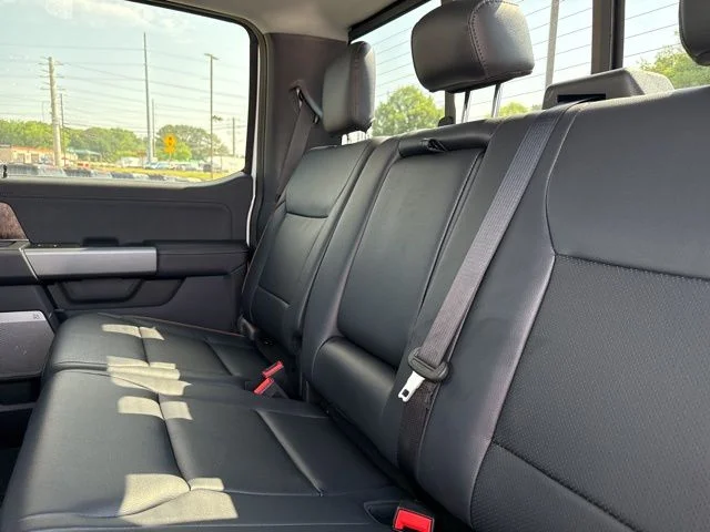 New 2026 Oxford White Ford Lariat image 18