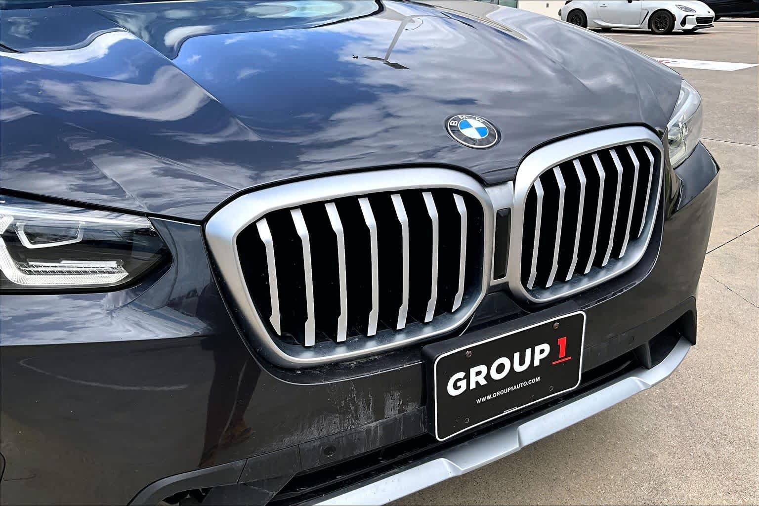 Used 2024 Dark Graphite Metallic BMW sDrive30i image 28