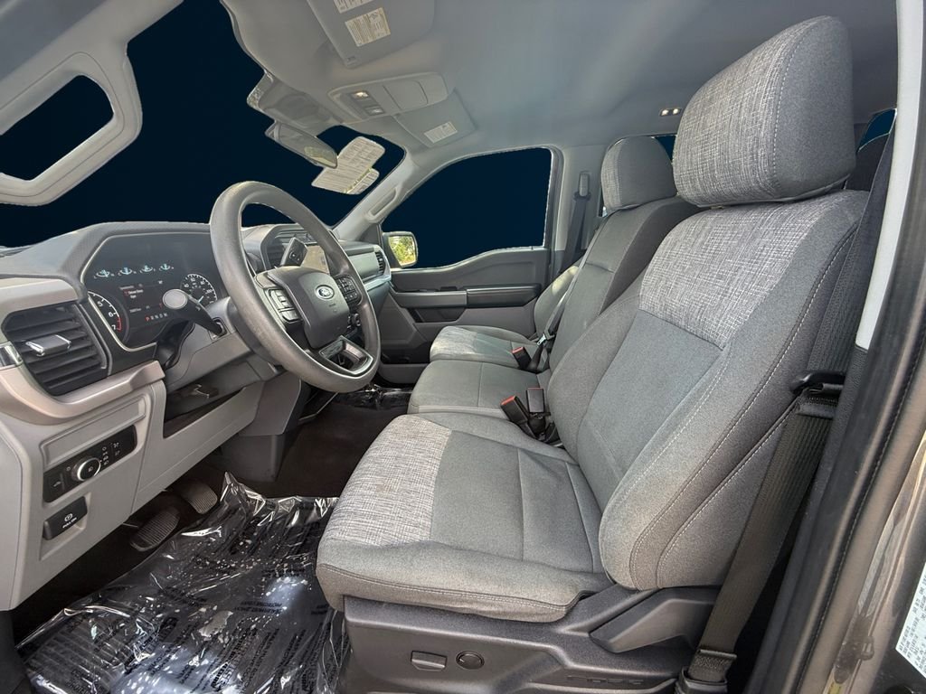 Used 2023 Gray Ford XLT image 10