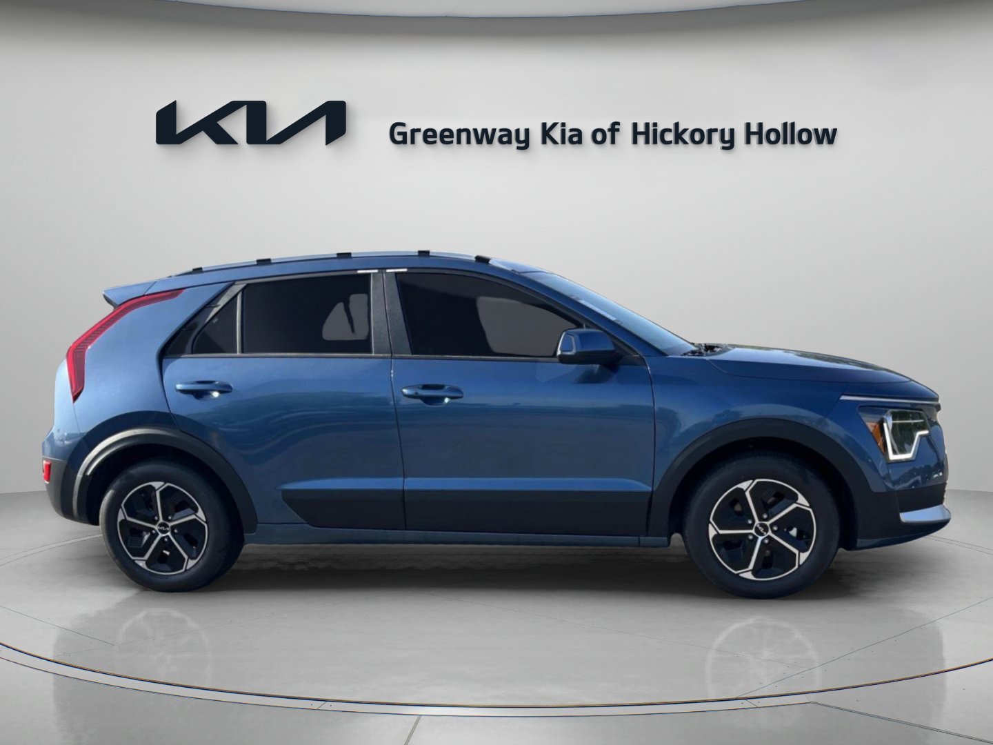 New 2026 Mineral Blue Kia EX image 8