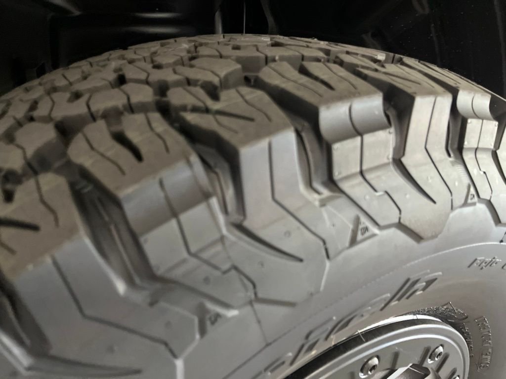 New 2027 Bright White Clearcoat Jeep Willys 392 image 14