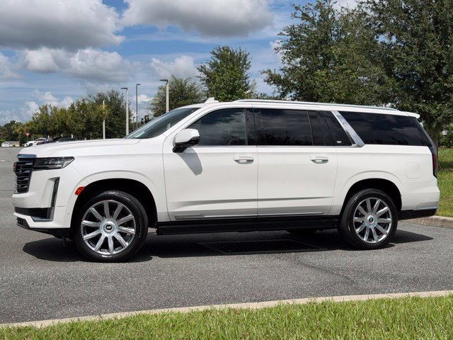 Used 2023 White Cadillac Premium Luxury Platinum image 3