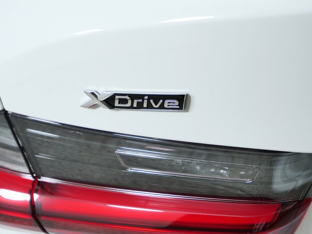 Used 2026 White BMW 330i xDrive image 13