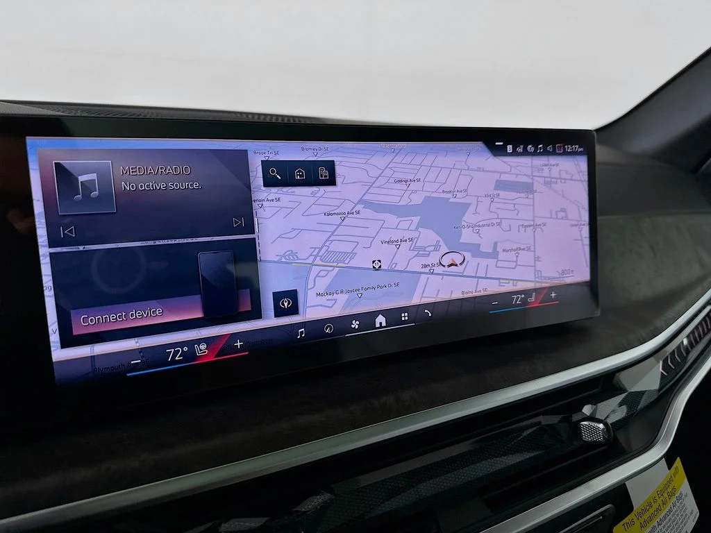 New 2026 Gray Metallic BMW xDrive40i image 18
