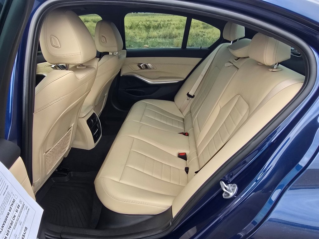 Used 2021 Phytonic Blue Metallic BMW 330e xDrive image 14