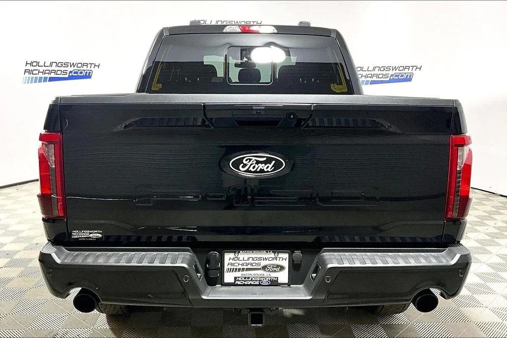 New 2026 Agate Black Metallic Ford XLT image 4