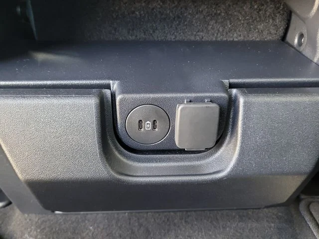 New 2026 Avalanche Ford XLT image 16