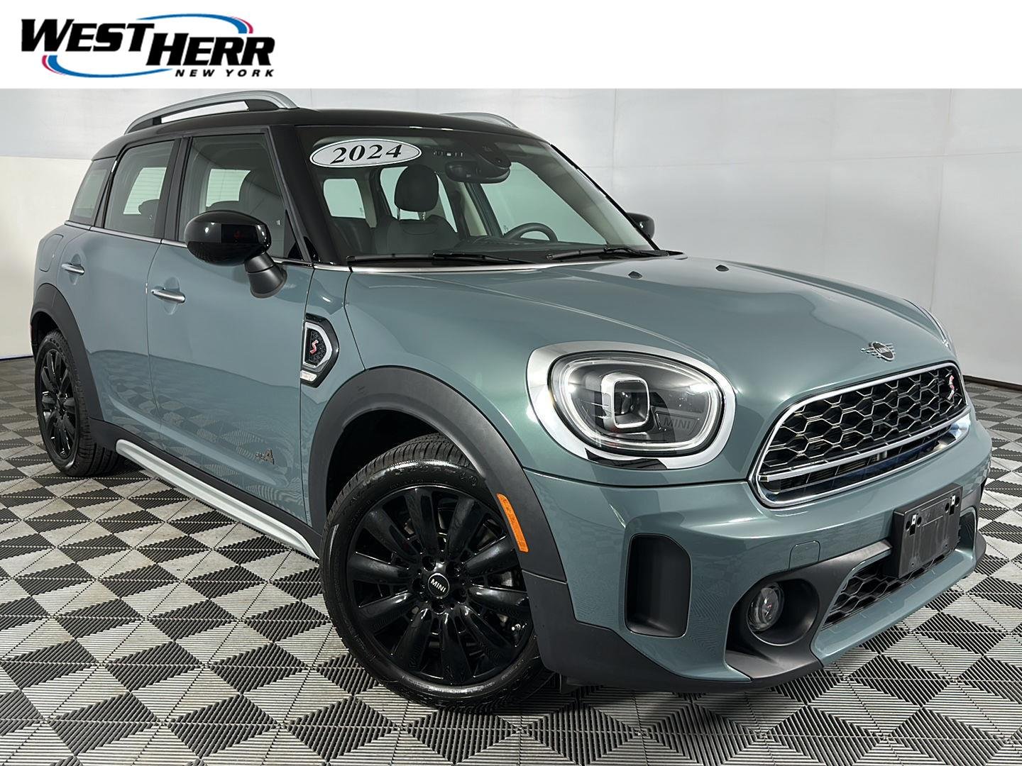 2024 MINI Countryman Cooper S ALL4's photo