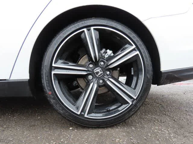 New 2026 Platinum White Pearl Honda Sport image 9