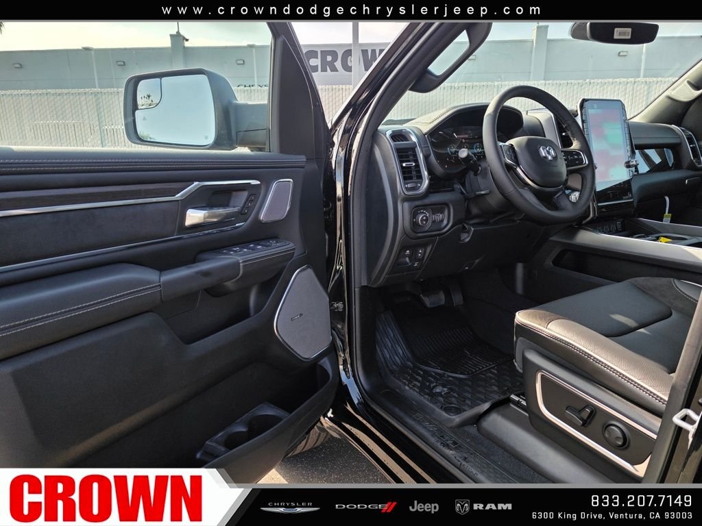 New 2026 Diamond Black Crystal Pearl-Coat Exterior Paint RAM Laramie image 20