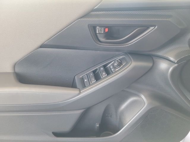 Used 2025 Silver Subaru Base image 17
