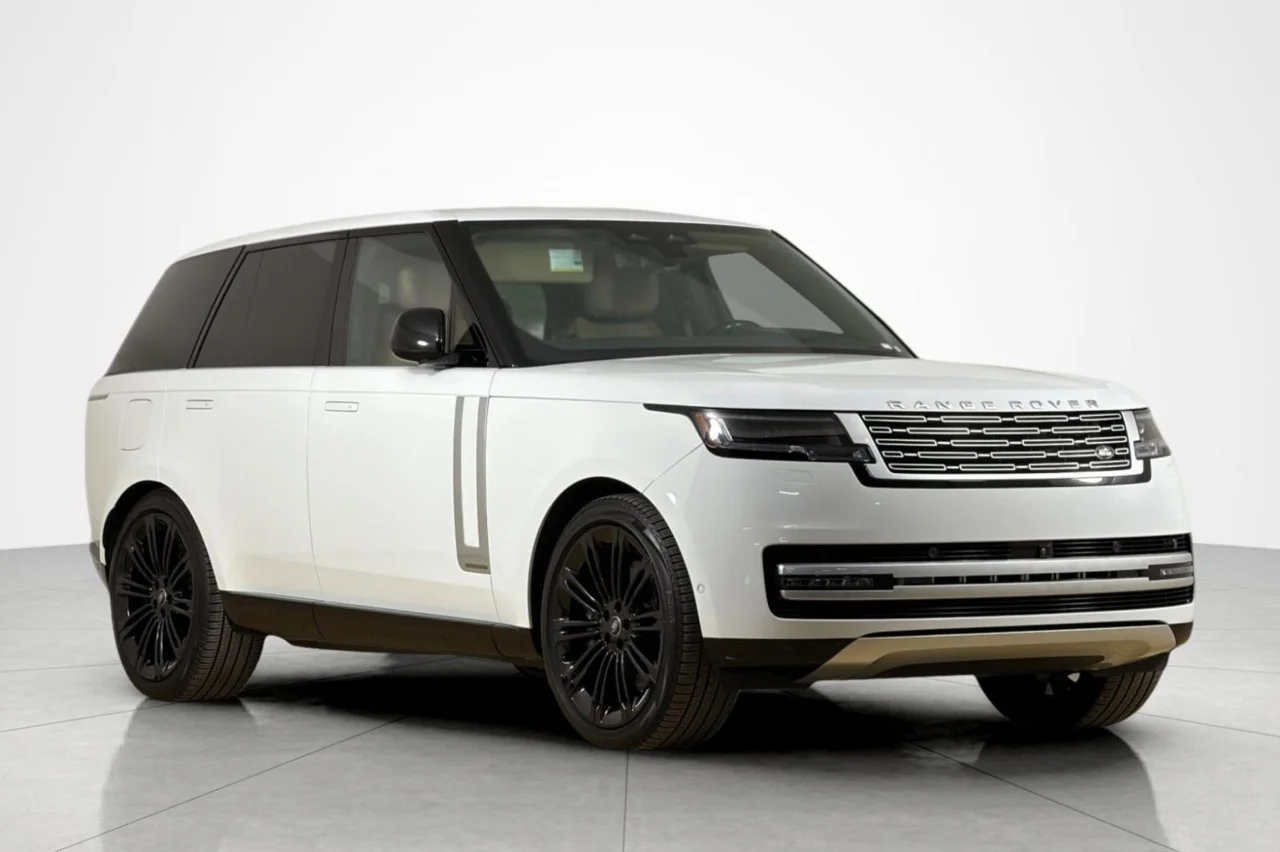 Used 2024 WHITE Land Rover Autobiography image 7