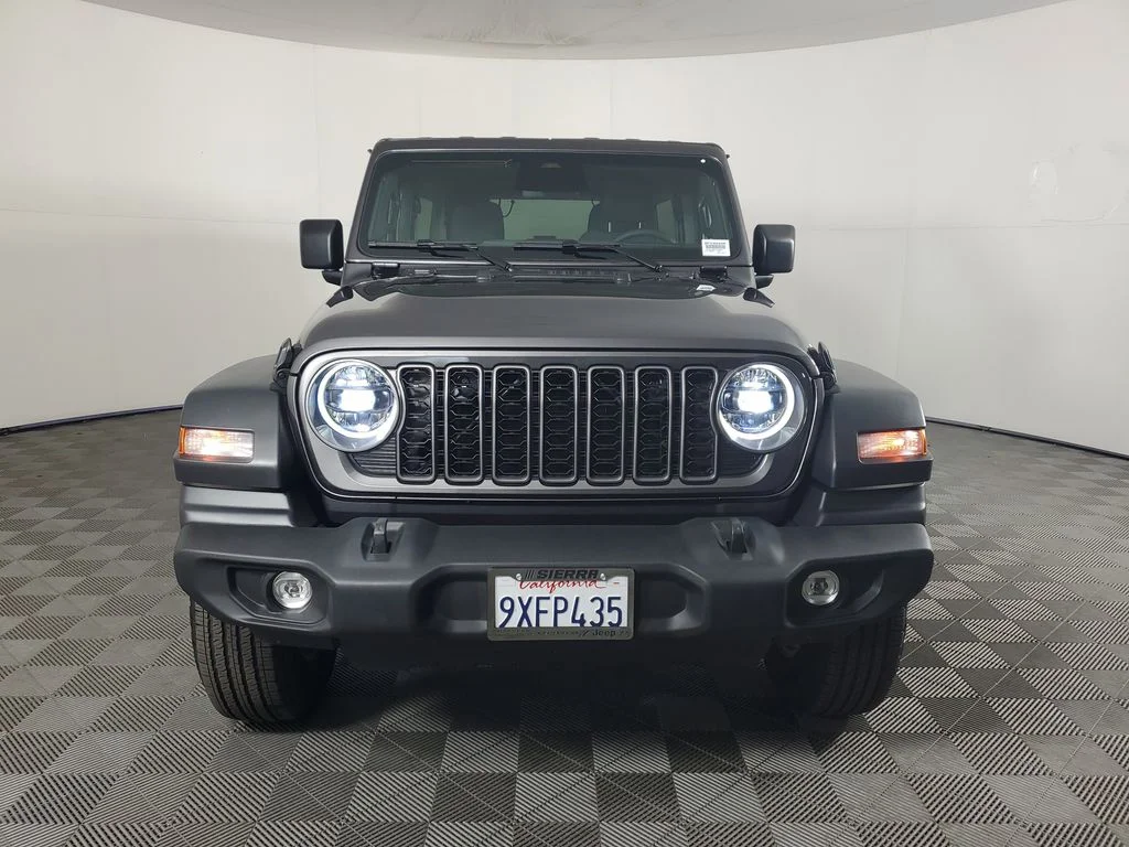 Used 2026 Gray Jeep Sport S image 9