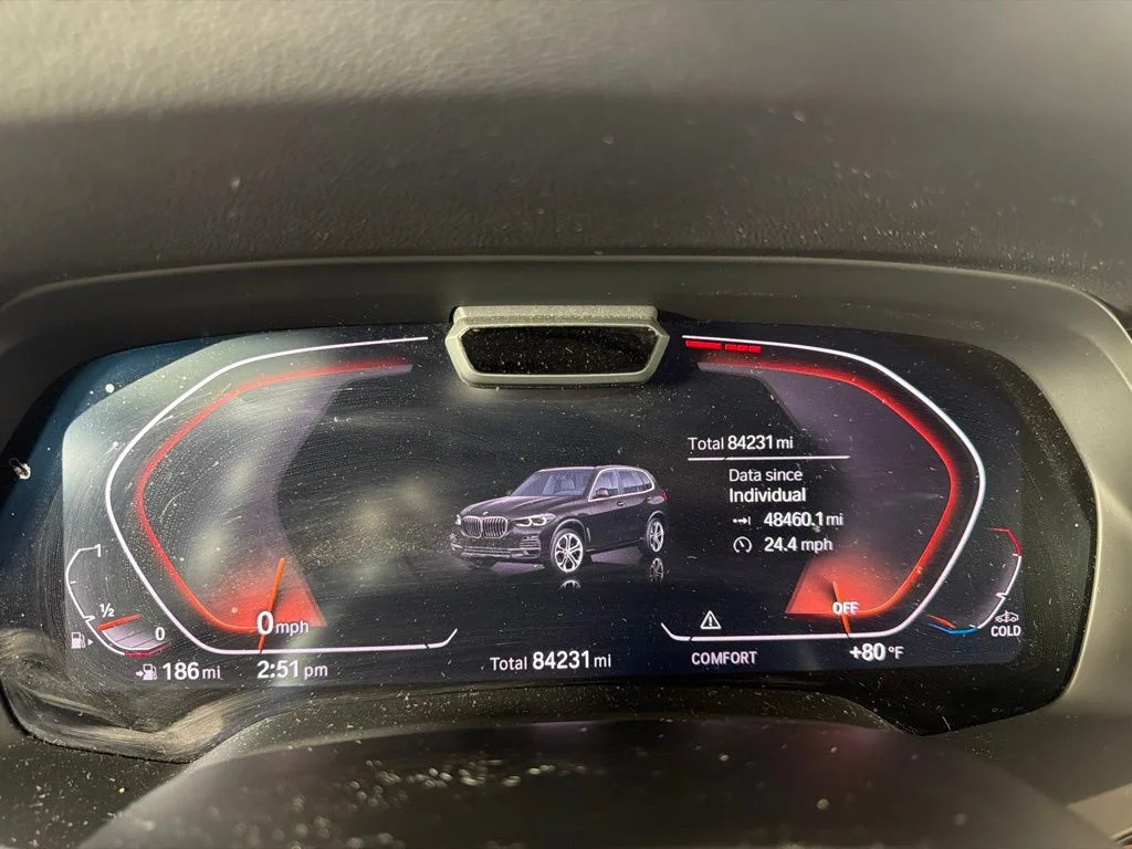 Used 2019 Black Sapphire Metallic BMW xDrive40i image 27
